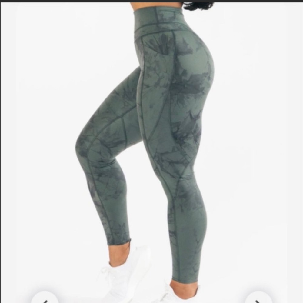 COPY - ALPHALETE Alphalux Force Storm Grey Leggings